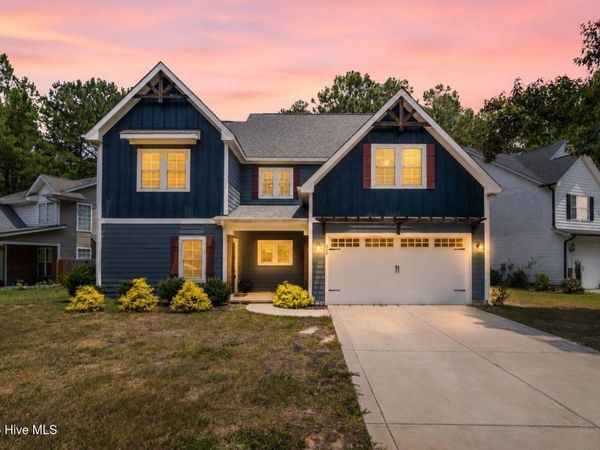 829 Blue Bird Drive, Vass, NC 28394