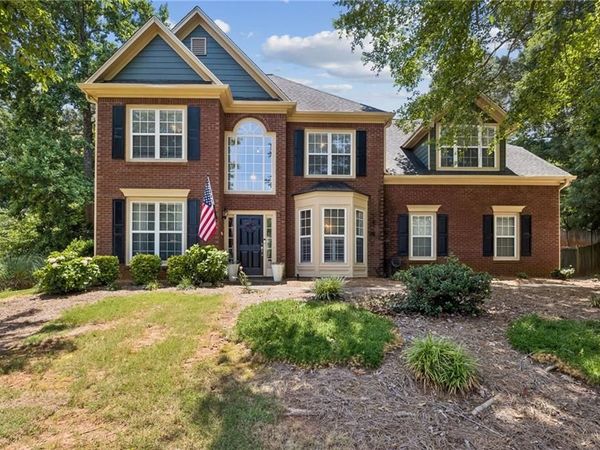 5059 Weatherstone Drive , Buford, GA 30519