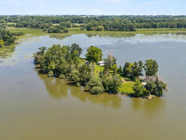 N8874 Axe Head Island, Beaver Dam, WI 53916