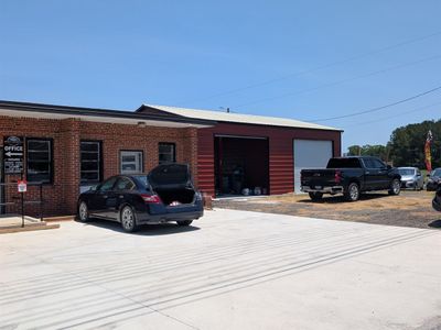 9174 Pleasant Hill Dr., Hemingway, SC 29554