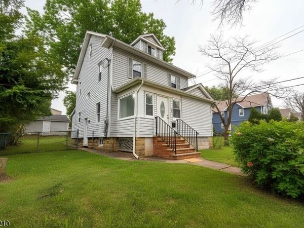 43 S Michigan Ave, Kenilworth, NJ 07033
