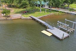 1691 Lakewood Drive photo 4
