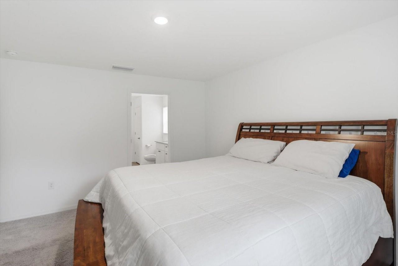 8827 N Vienna Drive , Dunnellon, FL 34433 Photo