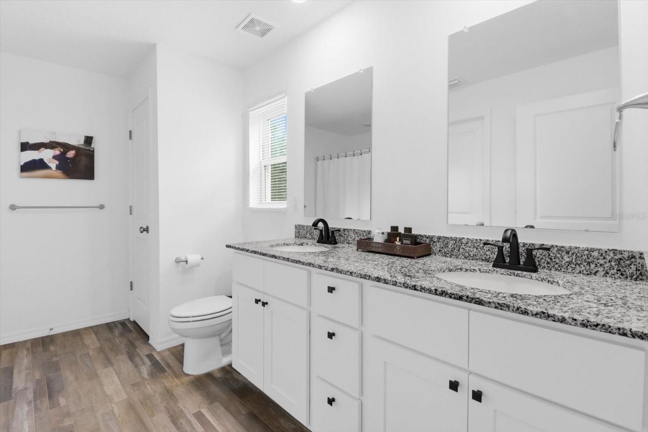 8827 N Vienna Drive , Dunnellon, FL 34433 Photo