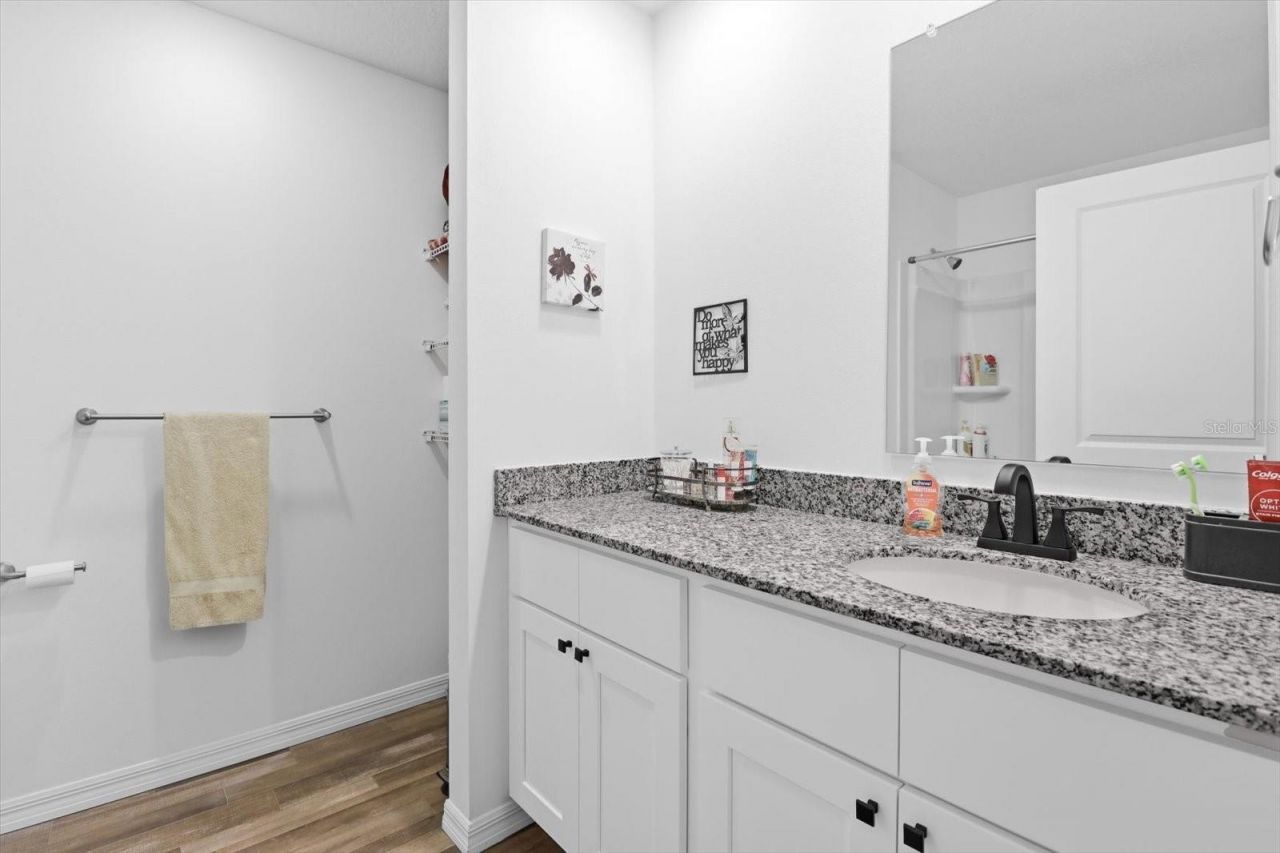 8827 N Vienna Drive , Dunnellon, FL 34433 Photo