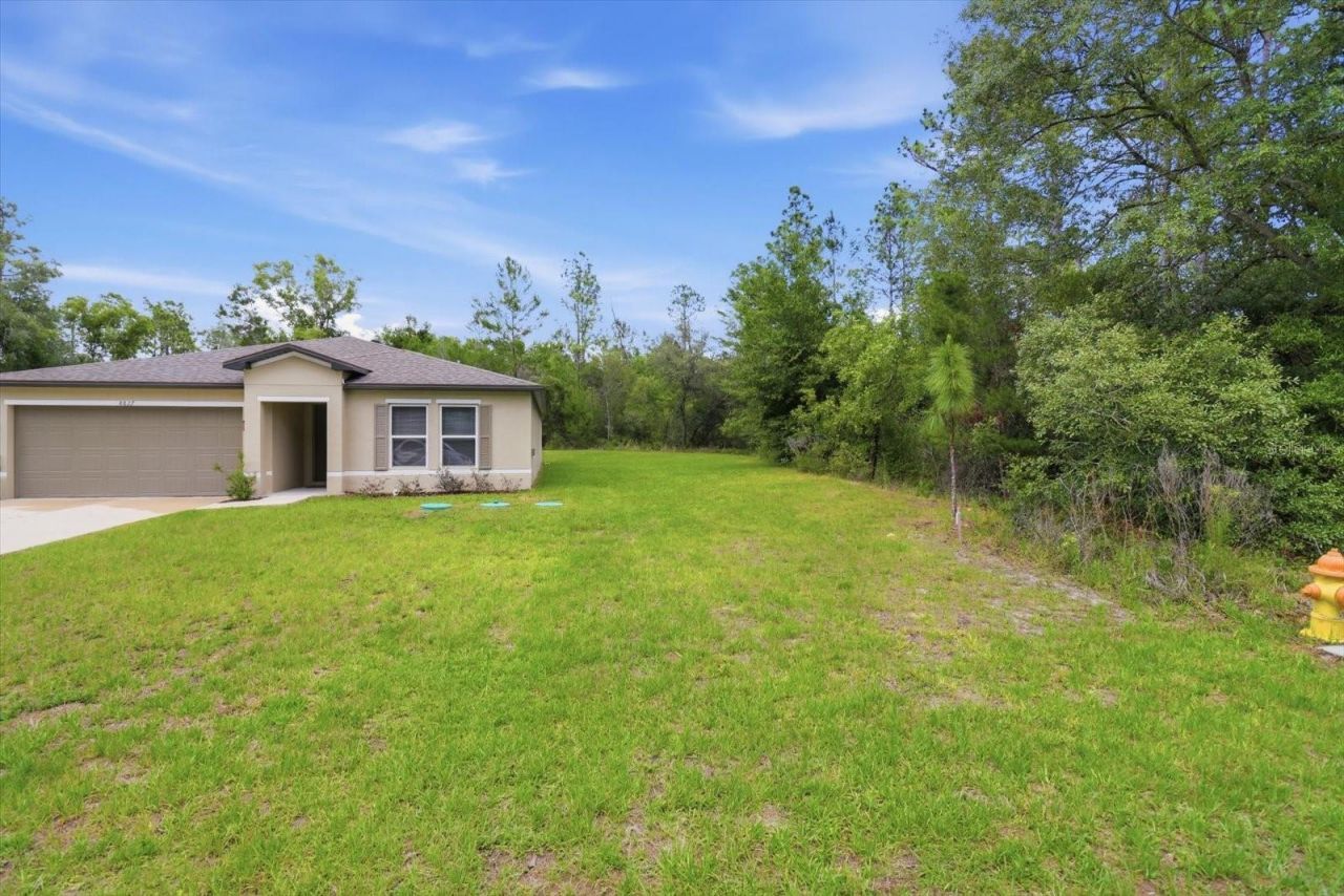 8827 N Vienna Drive , Dunnellon, FL 34433 Photo