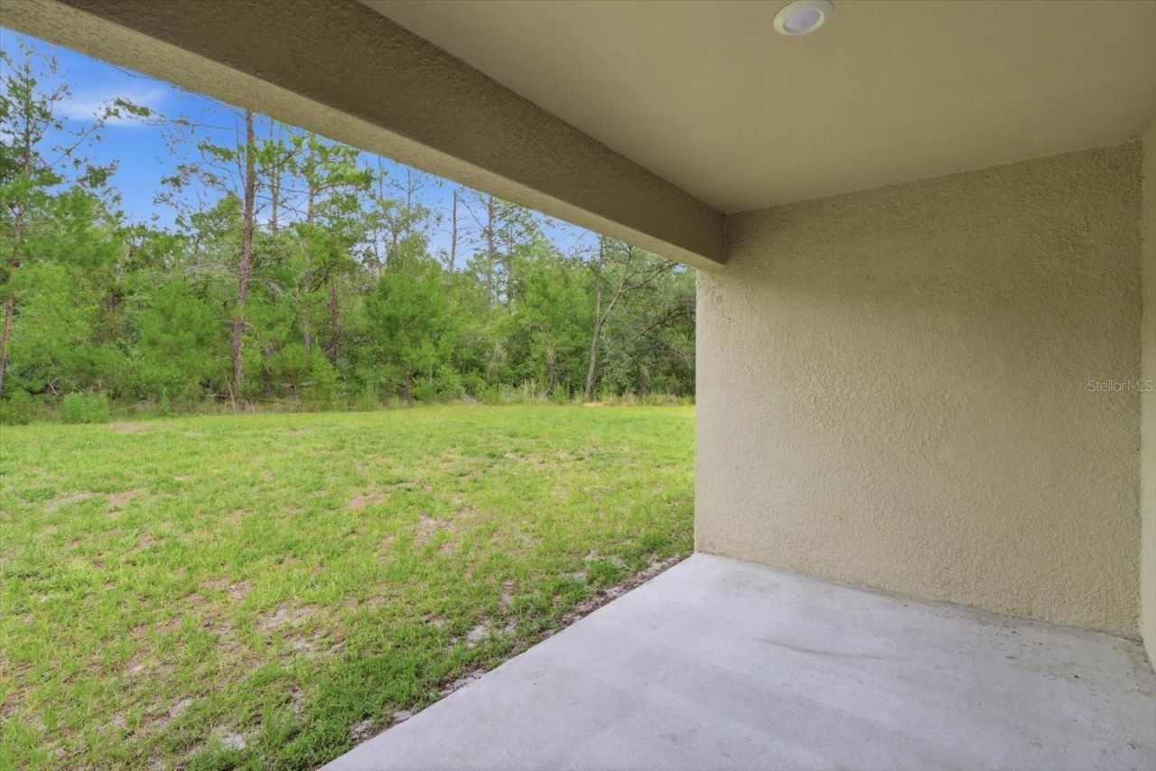 8827 N Vienna Drive , Dunnellon, FL 34433 Photo