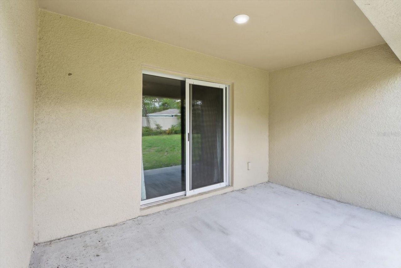 8827 N Vienna Drive , Dunnellon, FL 34433 Photo