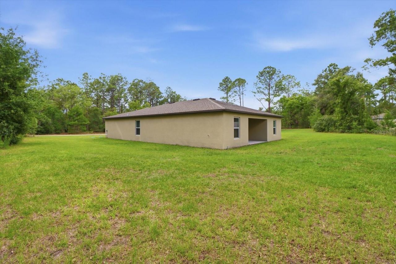 8827 N Vienna Drive , Dunnellon, FL 34433 Photo
