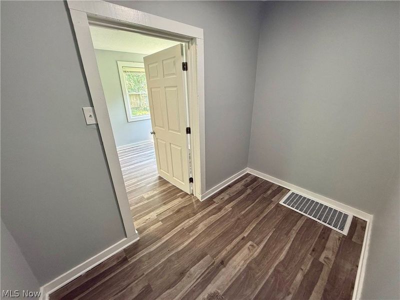 1305 Curtis Street, Akron, OH 44301 Photo 9