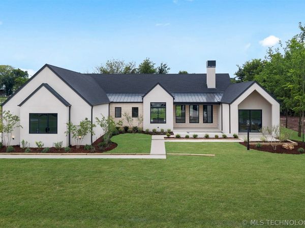 17744 E White Tail Cove , Owasso, OK 74055