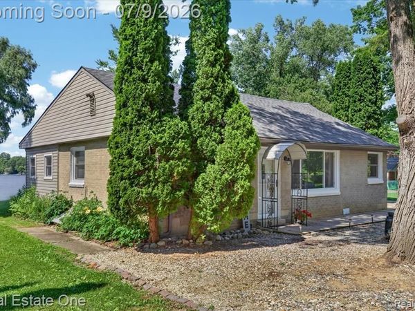 705 Sunset Drive, Attica Twp, MI 48412