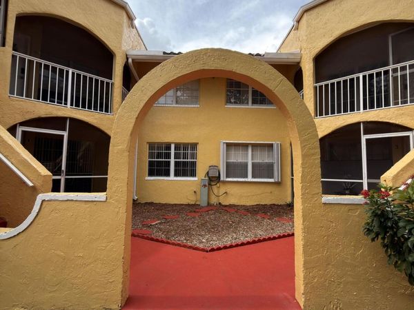 15605 SW 74th Cir Drive, Unit 4, Miami, FL 33193