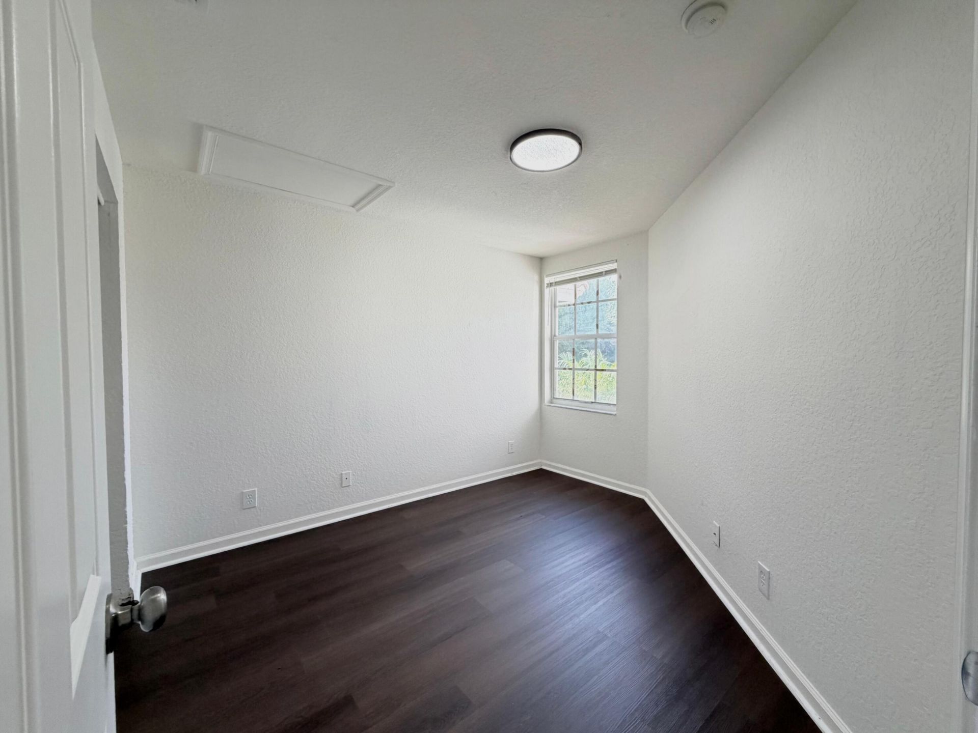 910 Summit Lake Drive, West Palm Beach, FL 33406 Photo