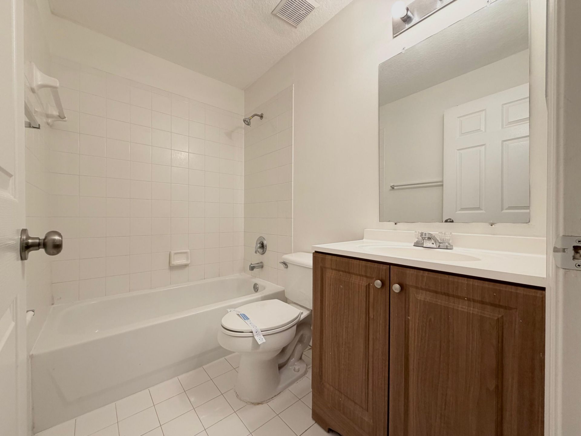 910 Summit Lake Drive, West Palm Beach, FL 33406 Photo