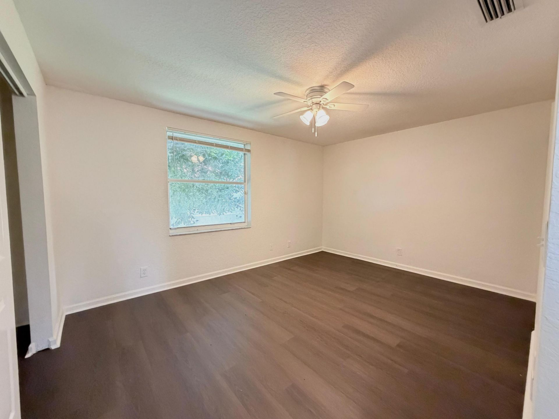 910 Summit Lake Drive, West Palm Beach, FL 33406 Photo