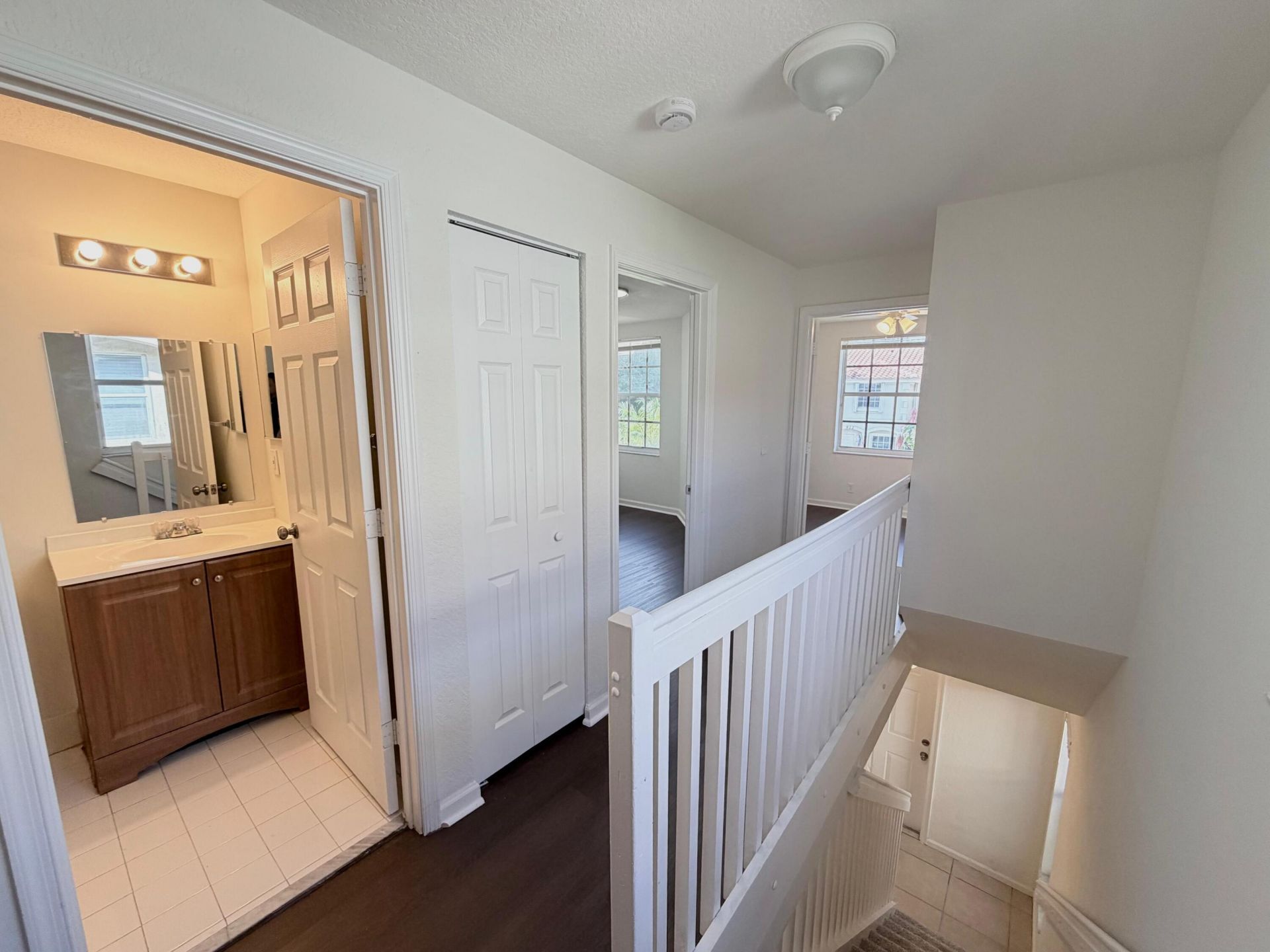910 Summit Lake Drive, West Palm Beach, FL 33406 Photo