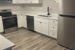 1118 Gunn Avenue photo 4