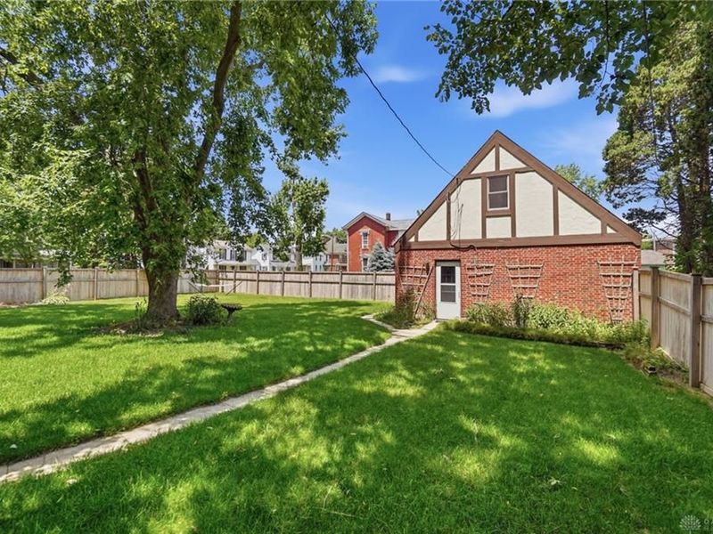 505 E Linden Avenue, Miamisburg, OH 45342 Photo 87