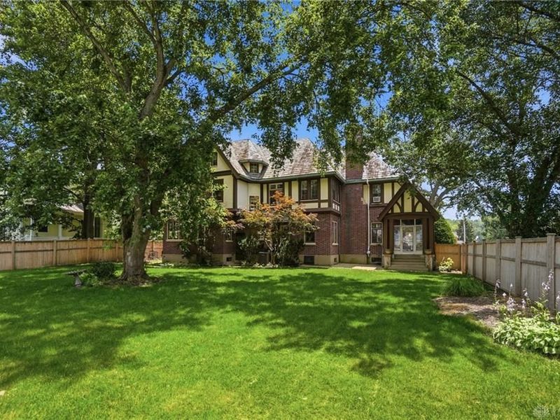 505 E Linden Avenue, Miamisburg, OH 45342 Photo 88