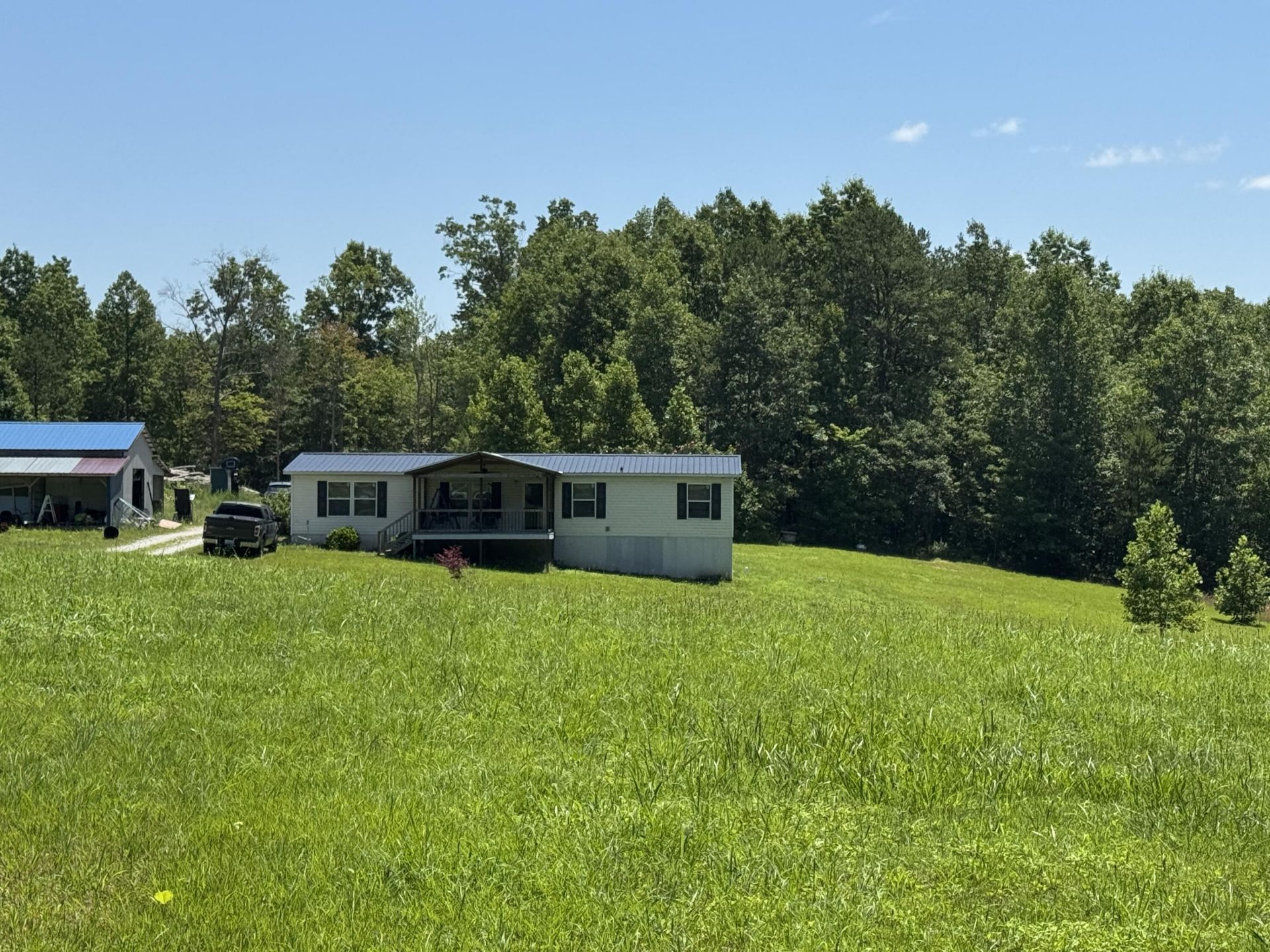 281 E Branch, East Bernstadt, KY 40729