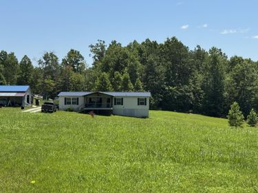 281 E Branch, East Bernstadt, KY 40729