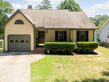 5604 Spring Pines Way, Raleigh, NC 27616