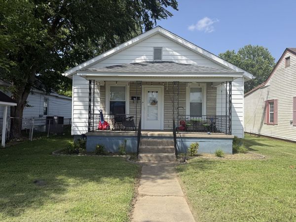 409 E 11th Street , Metropolis, IL 62960
