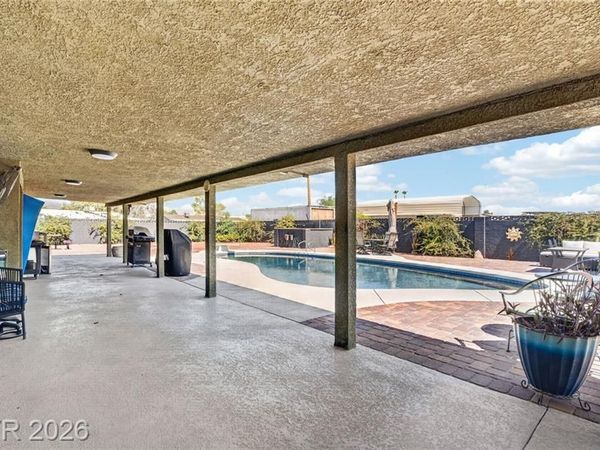 6336 Buckskin Avenue , Las Vegas, NV 89108