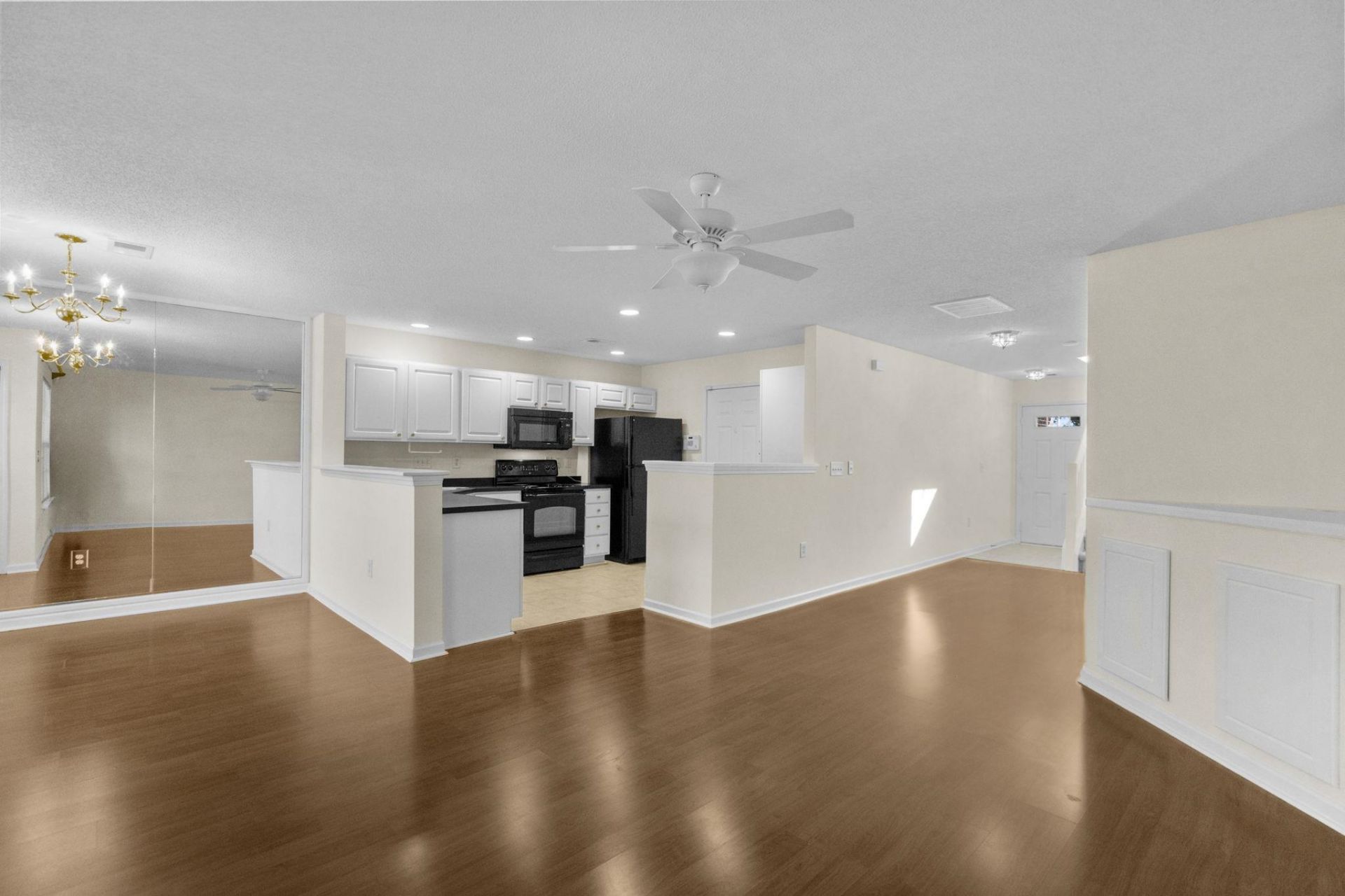 136 Sardis Dr.  Photo 16