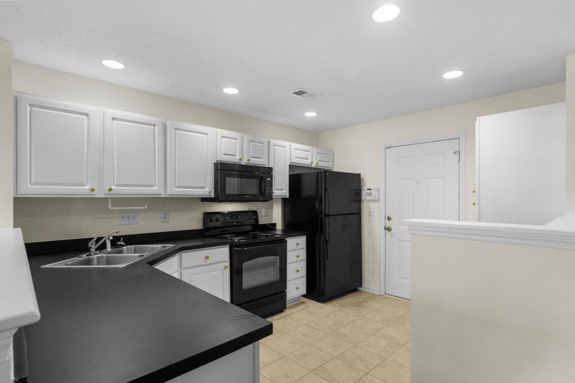 136 Sardis Dr.  Photo 21