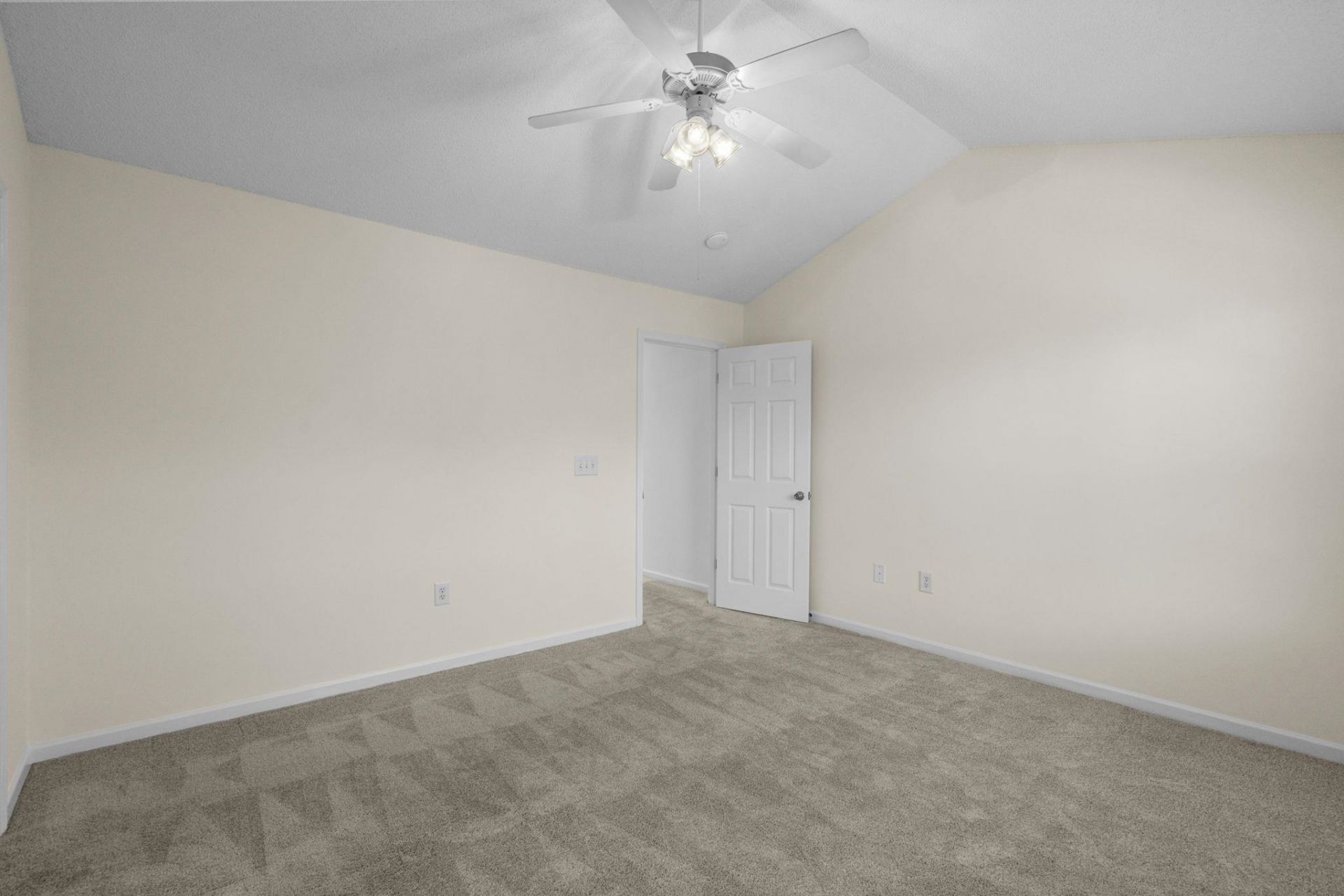 136 Sardis Dr.  Photo 39