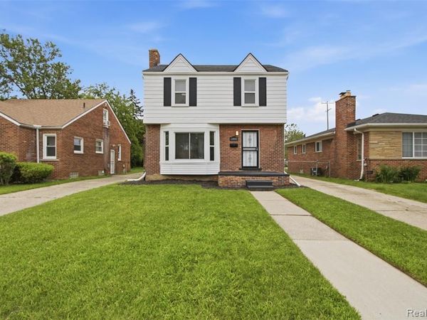 13810 Fairmount Drive, Detroit, MI 48205