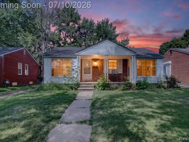 17125 Lennane, Redford Township, Mi 48240
