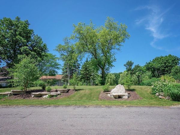 LT1 8BLK, Menomonee Falls, WI 53051