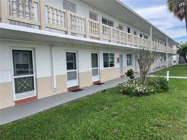20120 NE 2nd Ave , Unit W28, Miami Gardens, FL 33179