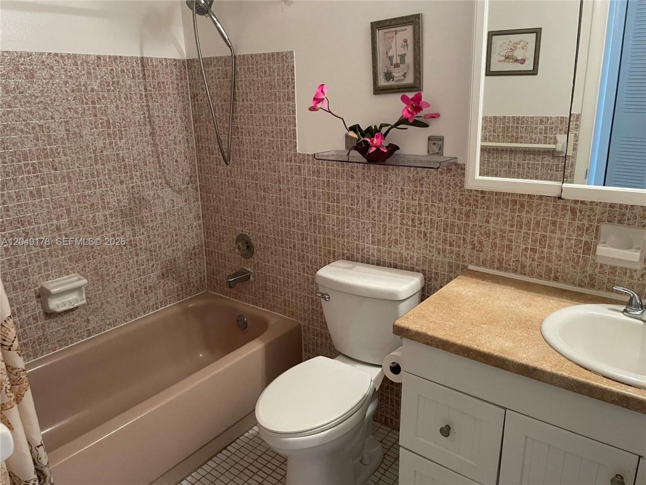 20120 NE 2nd Ave , Unit W28, Miami Gardens, FL 33179 Photo