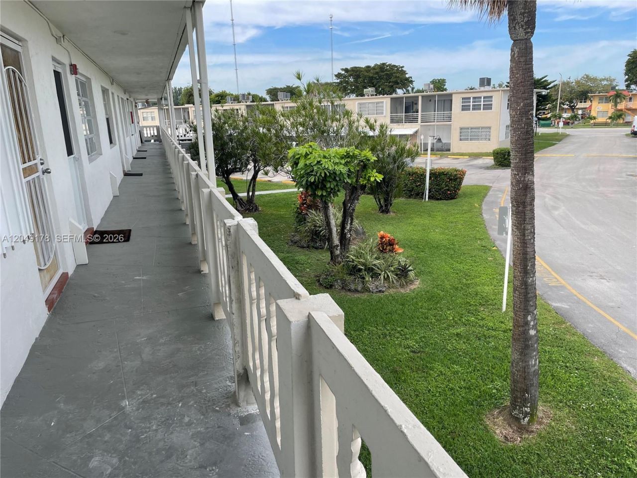 20120 NE 2nd Ave , Unit W28, Miami Gardens, FL 33179 Photo