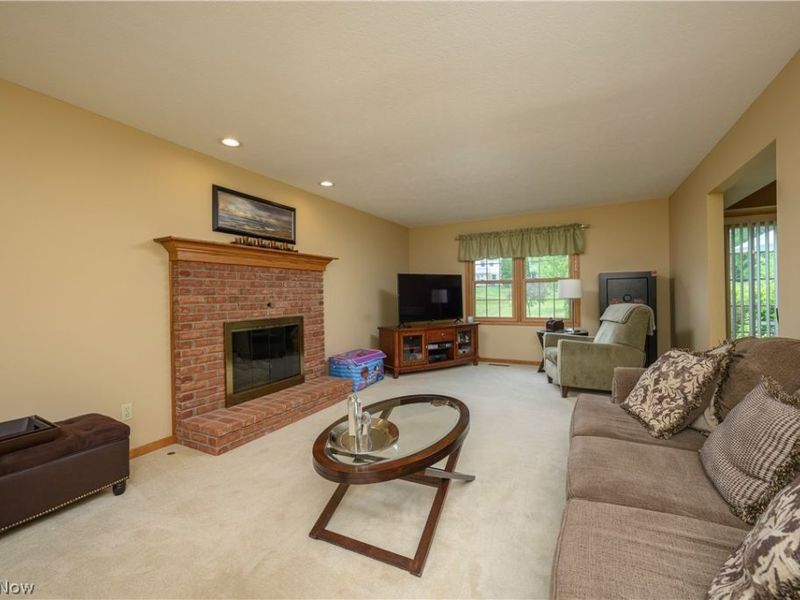 3176 Carie Hill Circle NW, Massillon, OH 44646 Photo 15