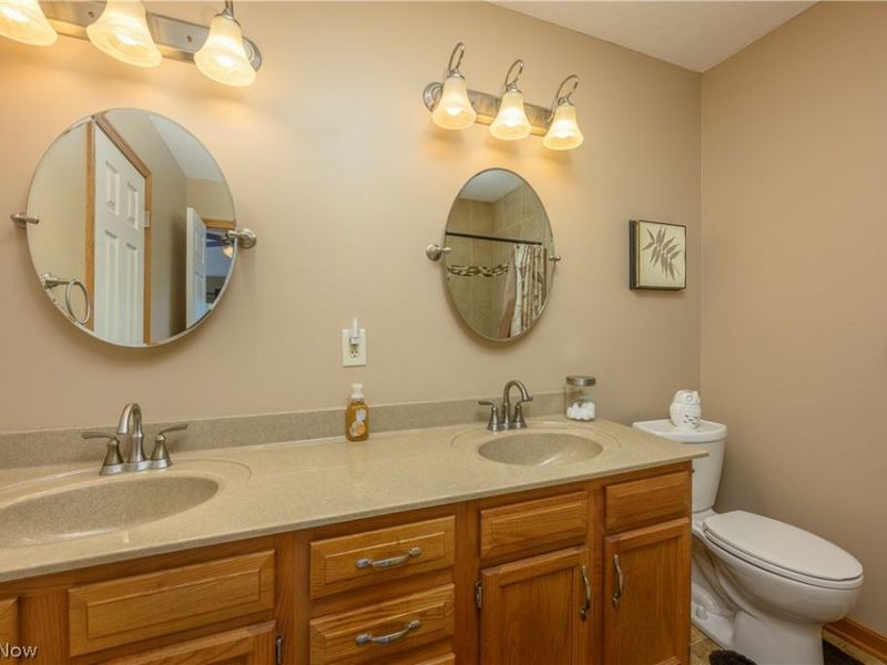 3176 Carie Hill Circle NW, Massillon, OH 44646 Photo 21