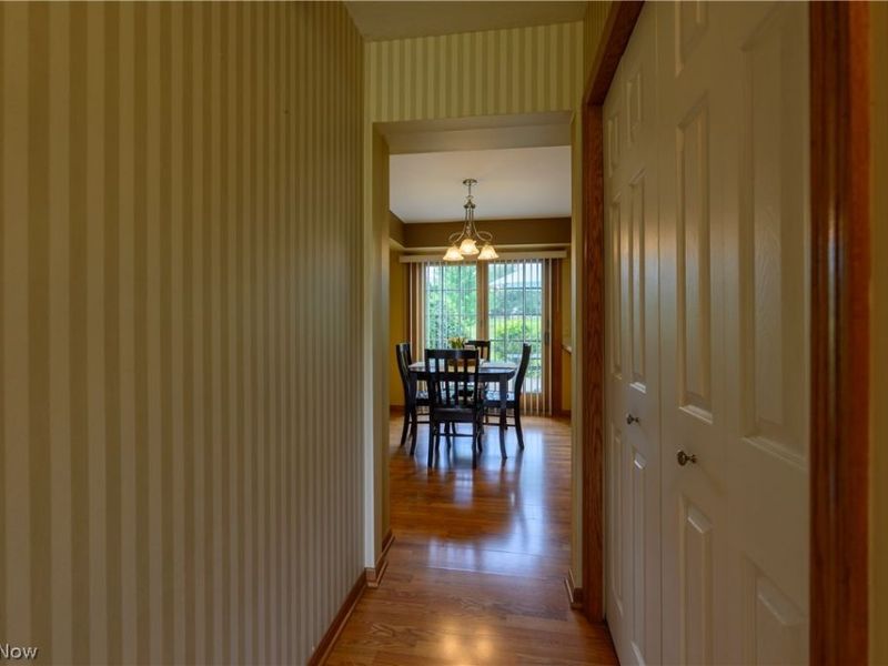 3176 Carie Hill Circle NW, Massillon, OH 44646 Photo 9