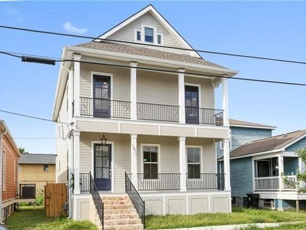 1833 MARAIS Street , New Orleans, LA 70116