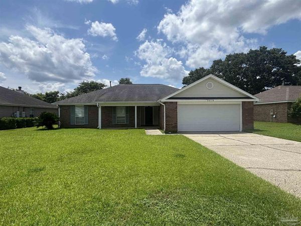 2319 Brightview Pl, Cantonment, FL 32533