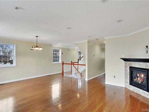 5 Crosby Place , New Rochelle, NY 10801