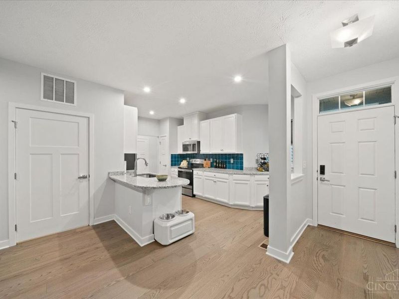 7908 Pinnacle Point Drive, West Chester, OH 45069 Photo 30