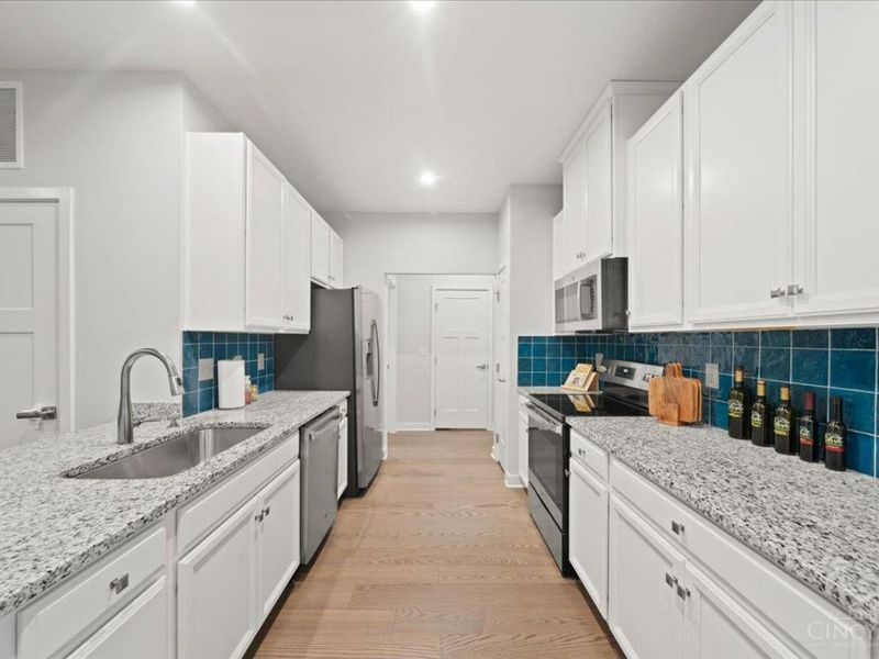 7908 Pinnacle Point Drive, West Chester, OH 45069 Photo 4
