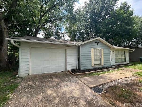 12 Parkridge Drive , Sherwood, AR 72120