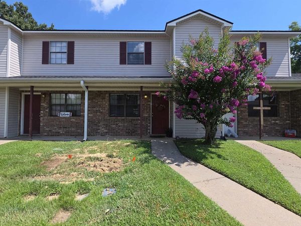 1407 E O St , Russellville, AR 72801