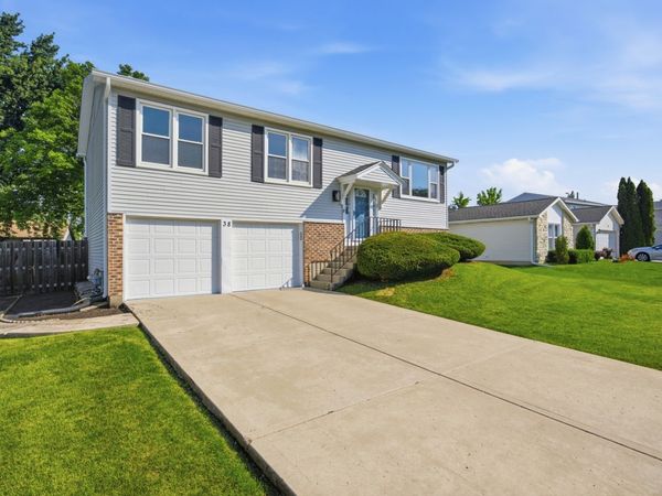 38 Blue Ridge Drive , Glendale Heights, IL 60139