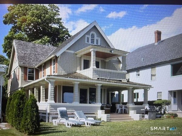 3 Crescent Bluff , Branford, CT 06405